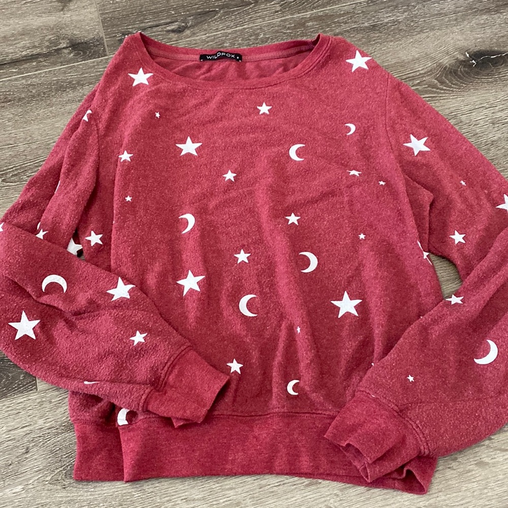 Wild fox long sleeve sweater